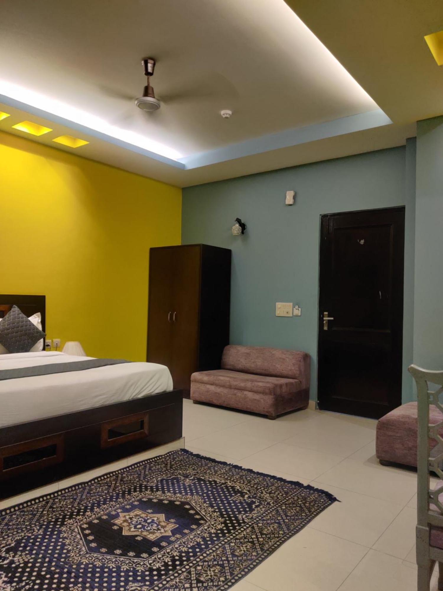 Hotel Delhi Airport Plaza Igi Airport New Delhi Exteriör bild