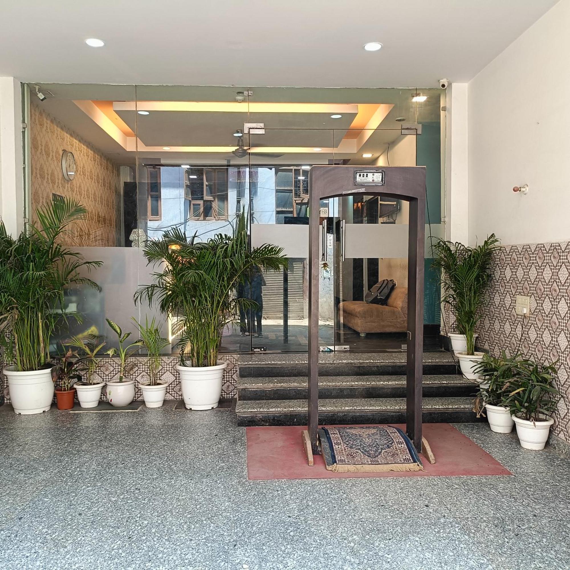 Hotel Delhi Airport Plaza Igi Airport New Delhi Exteriör bild